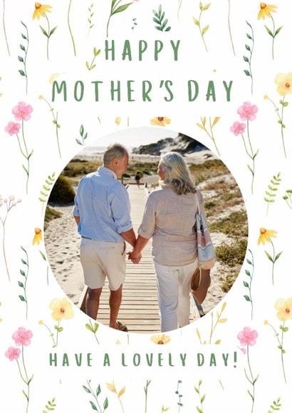 Pretty Mothers Day Card - Lovely Day - Floral Frame created by @hollielonglanddesigns